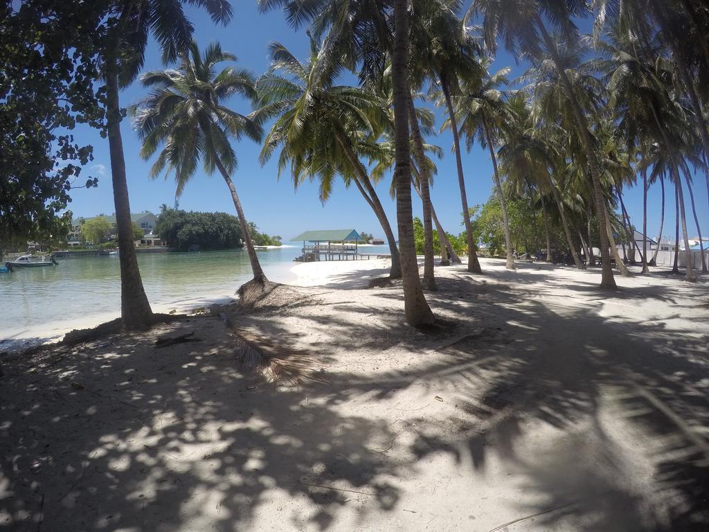 Maldives Seashine Hotel Huraa Eksteriør billede