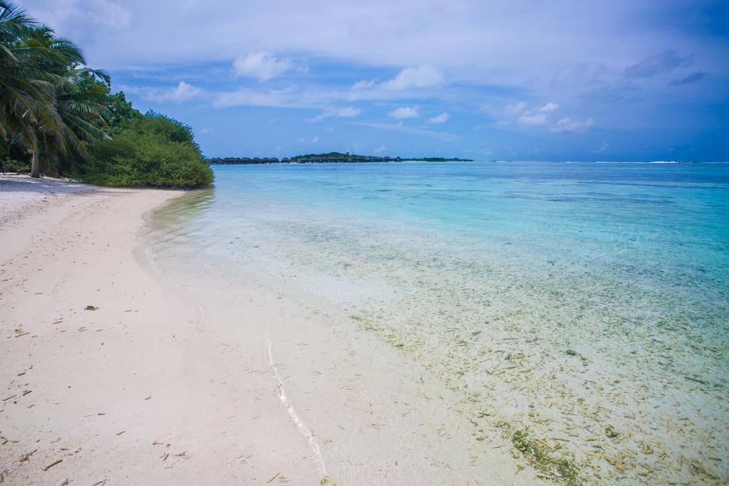 Maldives Seashine Hotel Huraa Eksteriør billede