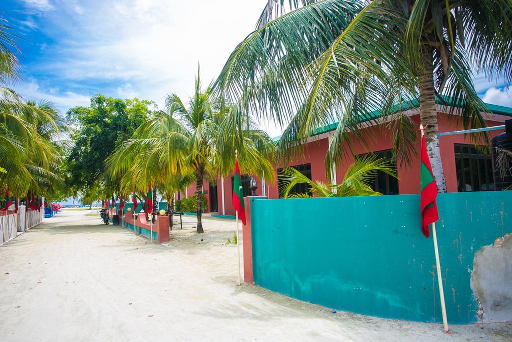 Maldives Seashine Hotel Huraa Eksteriør billede