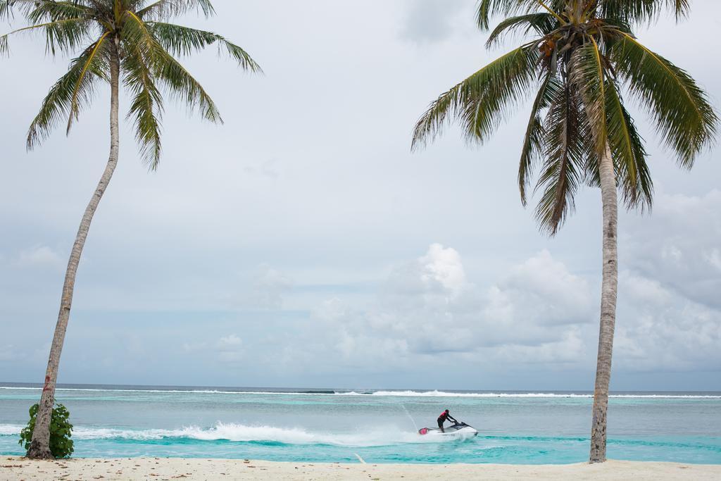 Maldives Seashine Hotel Huraa Eksteriør billede