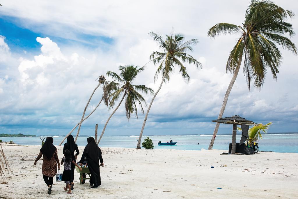 Maldives Seashine Hotel Huraa Eksteriør billede